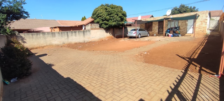 0 Bedroom Property for Sale in Geelhoutpark North West